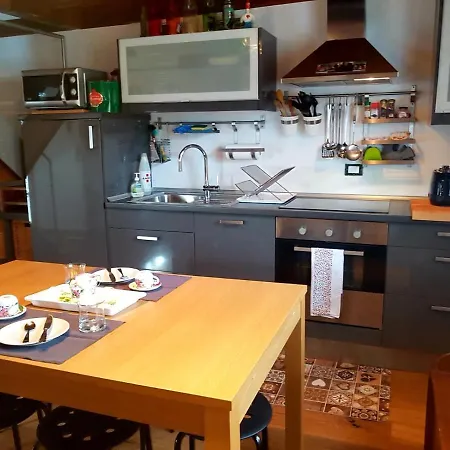 Dağ evi “in Dai Guriuz”