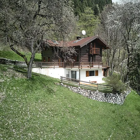 “in Dai Guriuz” Alpesi faház Ravinis