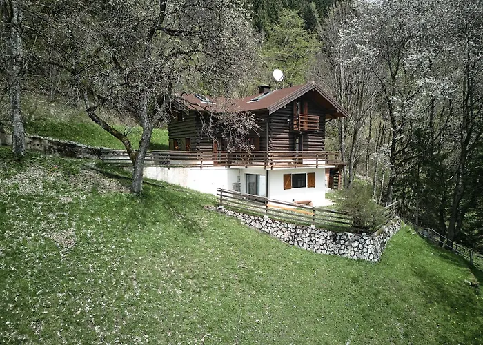 “in Dai Guriuz” Σαλέ Ravinis